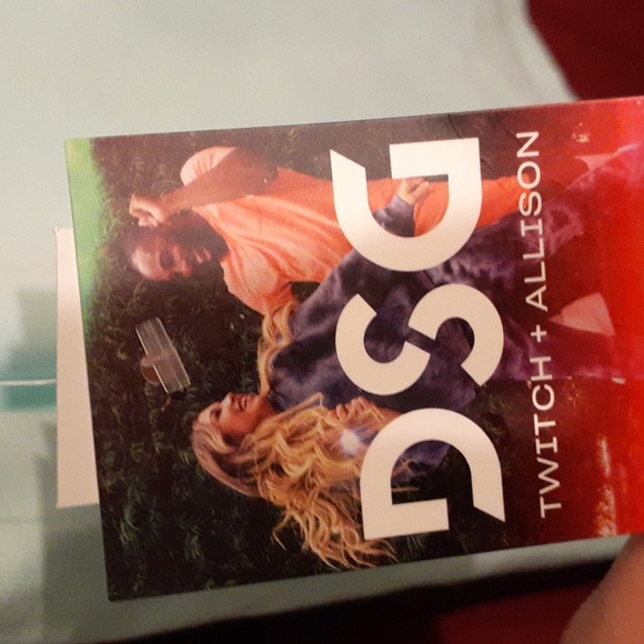 🍊3/$15🍊 Twitch & Allison tank top - Picture 4 of 4